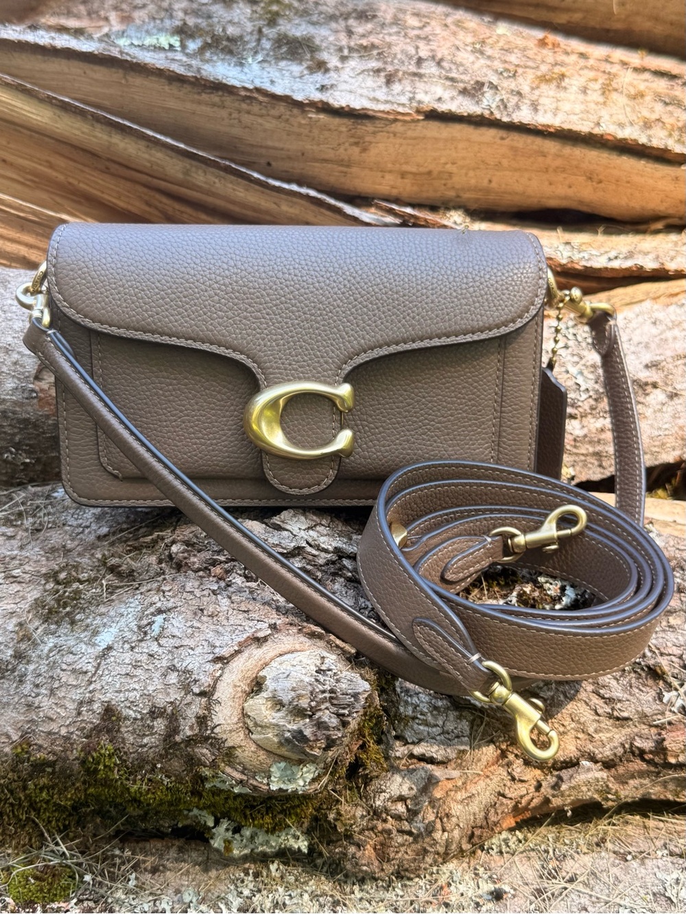 Coach Tabby 20 Shoulder Bag